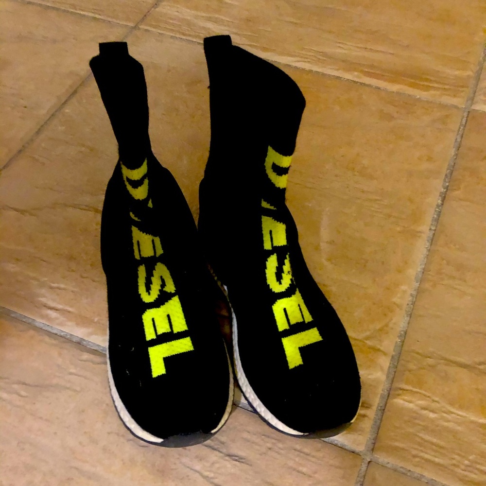 Toddler Diesel shoes ( stretch boots)